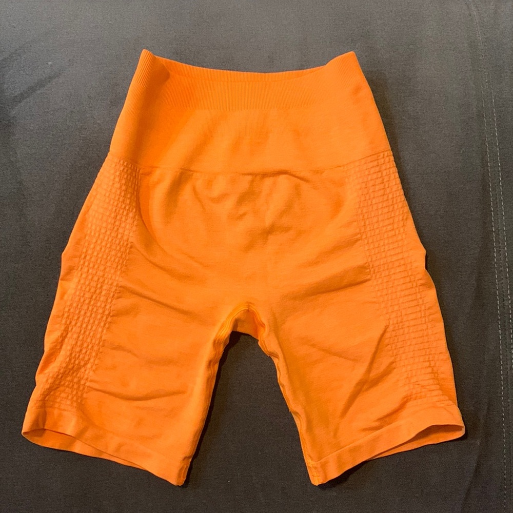 Alphalete Seamless Biker Short